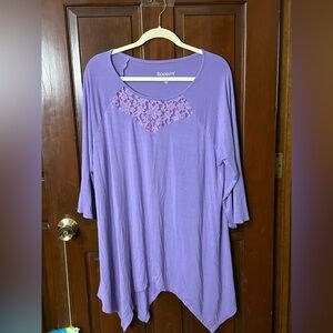 New without tags, Romans plus size 18/20 large asymmetrical blouse